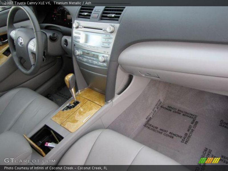 Titanium Metallic / Ash 2007 Toyota Camry XLE V6