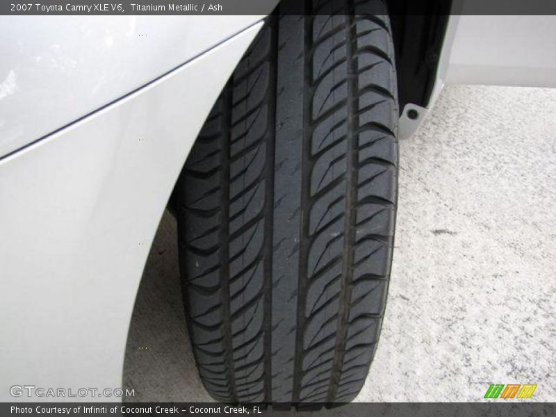 Titanium Metallic / Ash 2007 Toyota Camry XLE V6