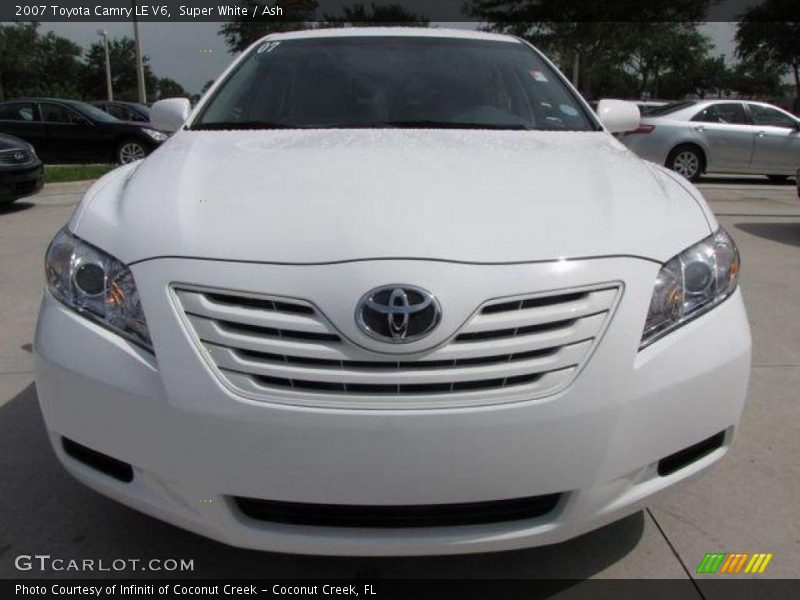 Super White / Ash 2007 Toyota Camry LE V6