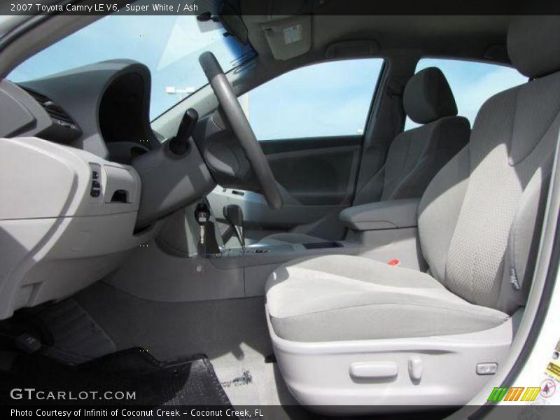 Super White / Ash 2007 Toyota Camry LE V6