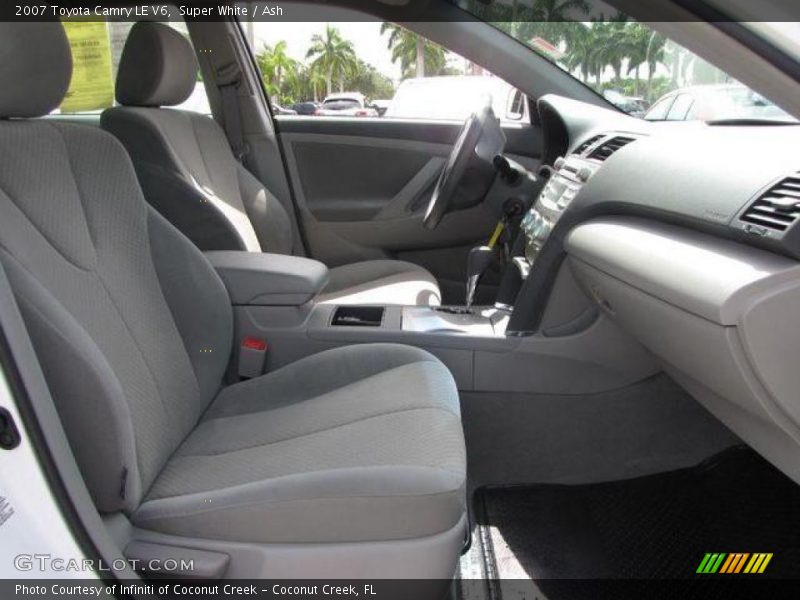 Super White / Ash 2007 Toyota Camry LE V6