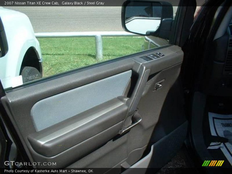 Galaxy Black / Steel Gray 2007 Nissan Titan XE Crew Cab