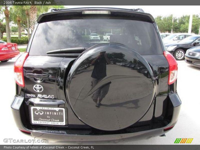 Black / Ash 2006 Toyota RAV4