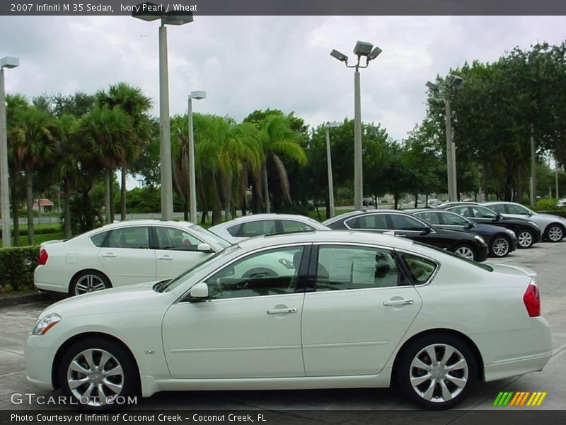 Ivory Pearl / Wheat 2007 Infiniti M 35 Sedan