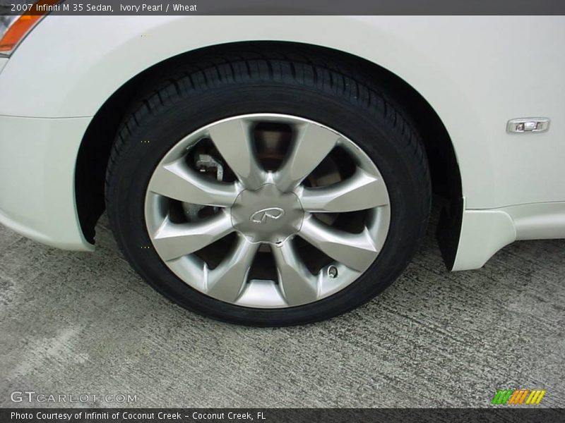 Ivory Pearl / Wheat 2007 Infiniti M 35 Sedan