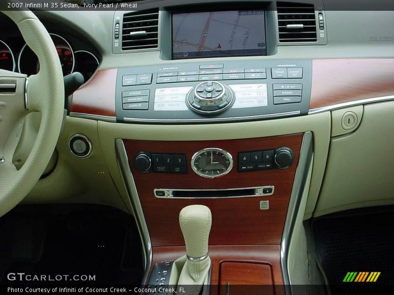 Ivory Pearl / Wheat 2007 Infiniti M 35 Sedan