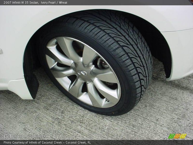 Ivory Pearl / Wheat 2007 Infiniti M 35 Sedan