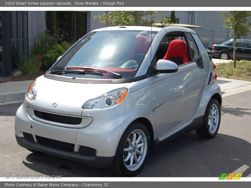 Silver Metallic / Design Red 2009 Smart fortwo passion cabriolet
