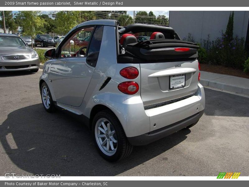 Silver Metallic / Design Red 2009 Smart fortwo passion cabriolet