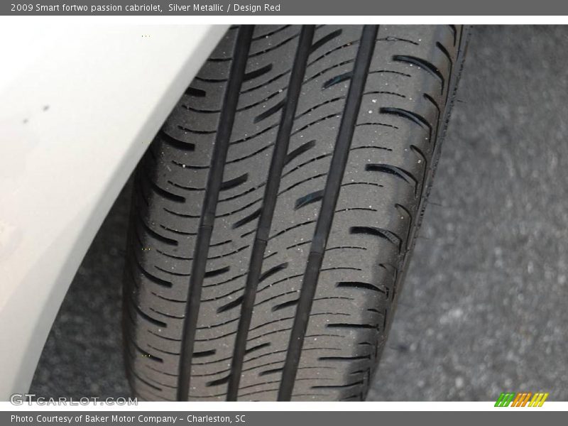 Silver Metallic / Design Red 2009 Smart fortwo passion cabriolet