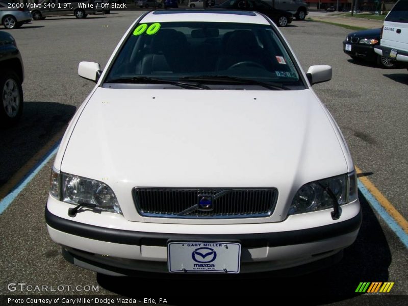 White / Off Black 2000 Volvo S40 1.9T