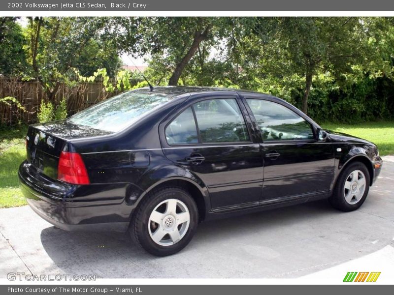 Black / Grey 2002 Volkswagen Jetta GLS Sedan