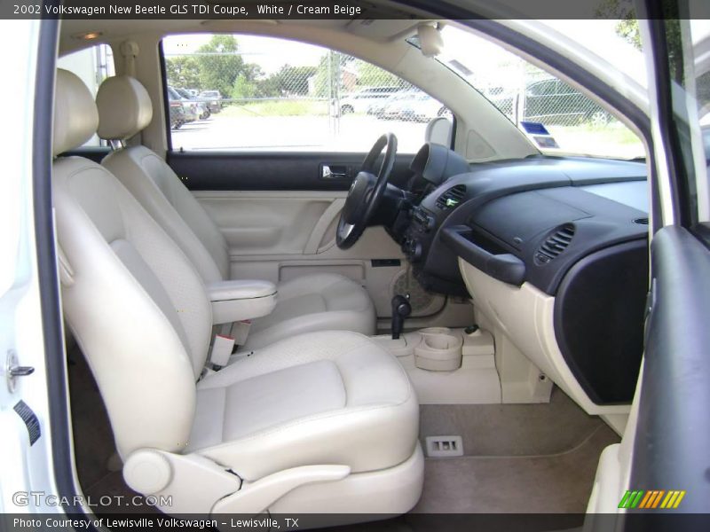 White / Cream Beige 2002 Volkswagen New Beetle GLS TDI Coupe