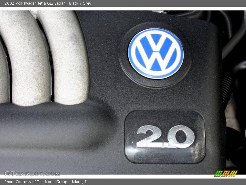 Black / Grey 2002 Volkswagen Jetta GLS Sedan