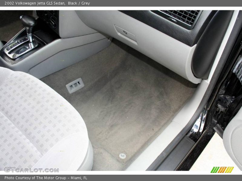 Black / Grey 2002 Volkswagen Jetta GLS Sedan