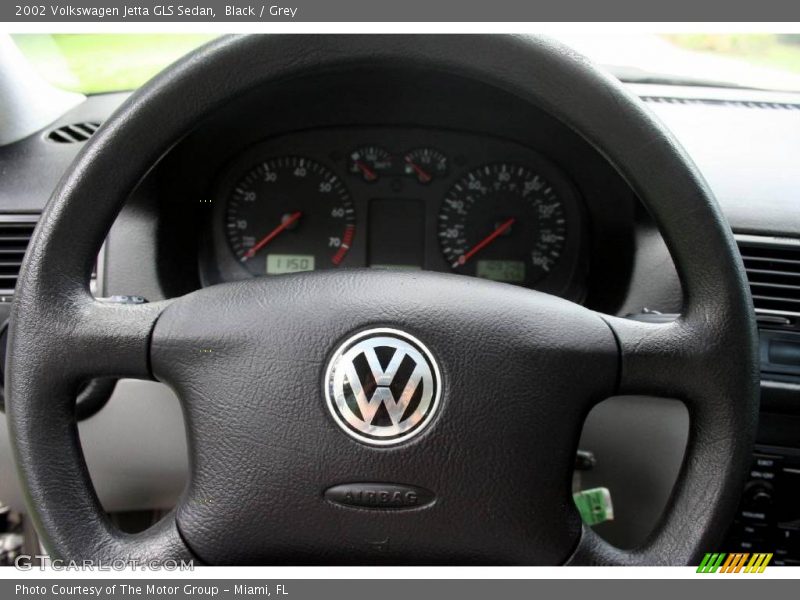 Black / Grey 2002 Volkswagen Jetta GLS Sedan
