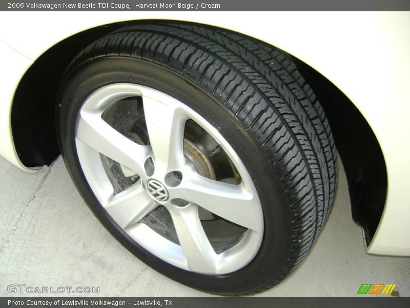 Harvest Moon Beige / Cream 2006 Volkswagen New Beetle TDI Coupe