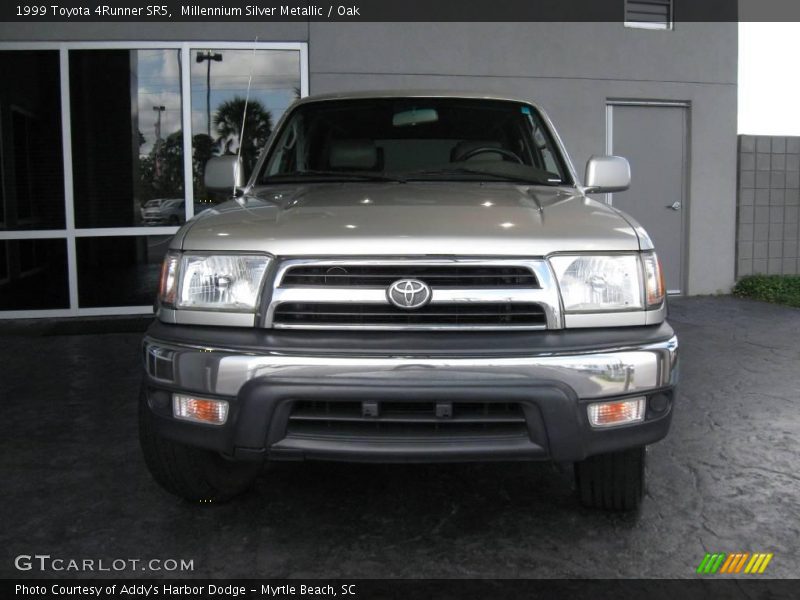 Millennium Silver Metallic / Oak 1999 Toyota 4Runner SR5
