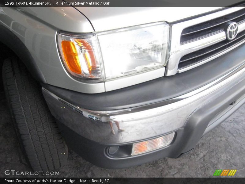 Millennium Silver Metallic / Oak 1999 Toyota 4Runner SR5