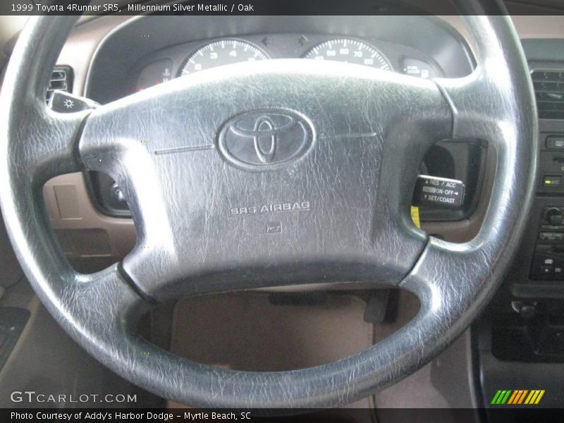 Millennium Silver Metallic / Oak 1999 Toyota 4Runner SR5