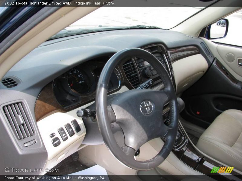 Indigo Ink Pearl / Ivory 2002 Toyota Highlander Limited 4WD