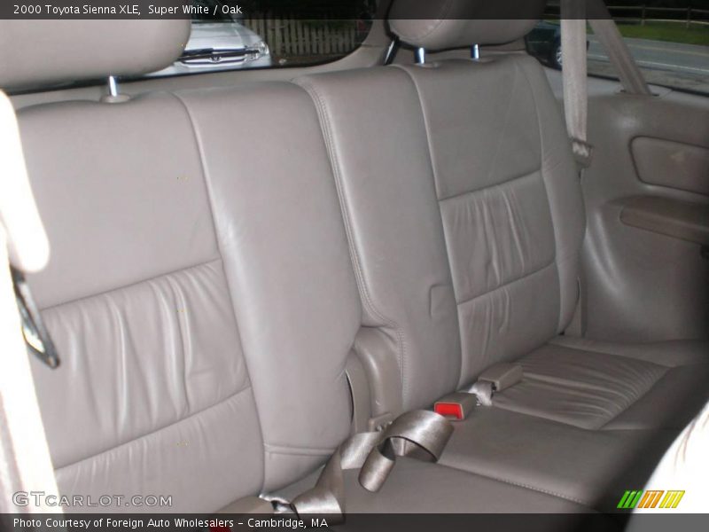 Super White / Oak 2000 Toyota Sienna XLE
