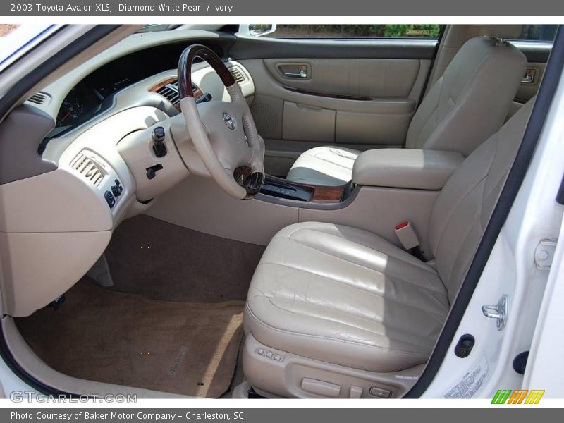 Diamond White Pearl / Ivory 2003 Toyota Avalon XLS