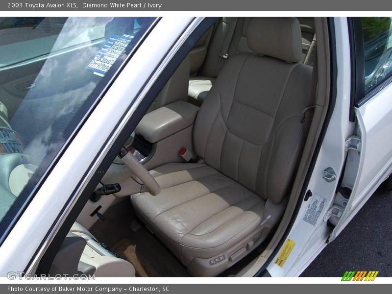 Diamond White Pearl / Ivory 2003 Toyota Avalon XLS