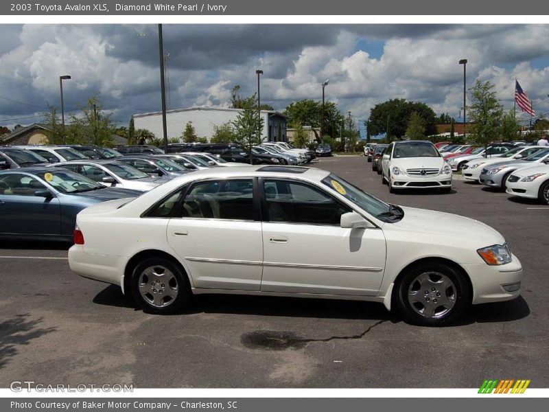 Diamond White Pearl / Ivory 2003 Toyota Avalon XLS