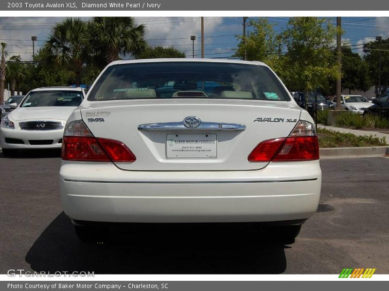Diamond White Pearl / Ivory 2003 Toyota Avalon XLS