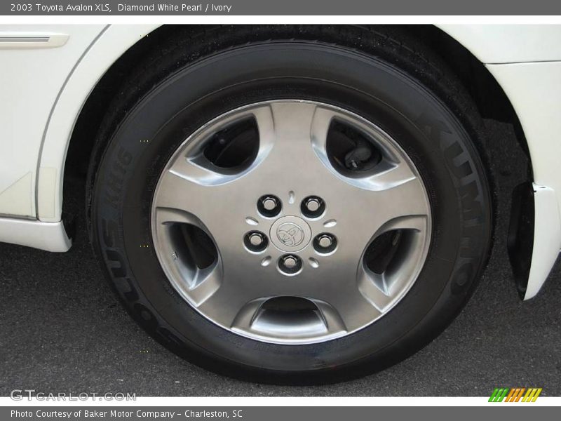 Diamond White Pearl / Ivory 2003 Toyota Avalon XLS