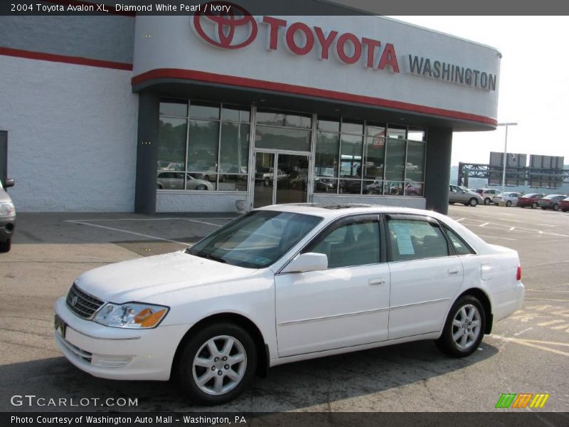 Diamond White Pearl / Ivory 2004 Toyota Avalon XL