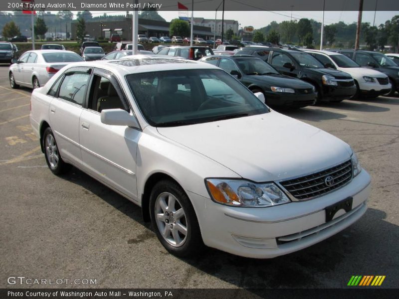 Diamond White Pearl / Ivory 2004 Toyota Avalon XL