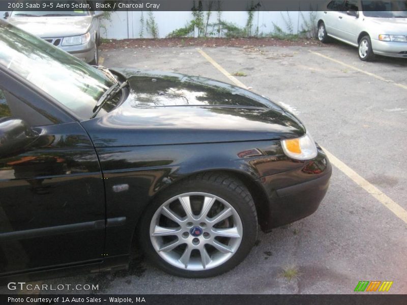 Black / Charcoal Gray 2003 Saab 9-5 Aero Sedan