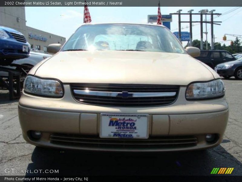 Light Driftwood Metallic / Neutral 2002 Chevrolet Malibu LS Sedan