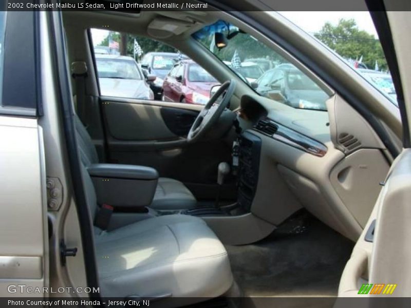 Light Driftwood Metallic / Neutral 2002 Chevrolet Malibu LS Sedan