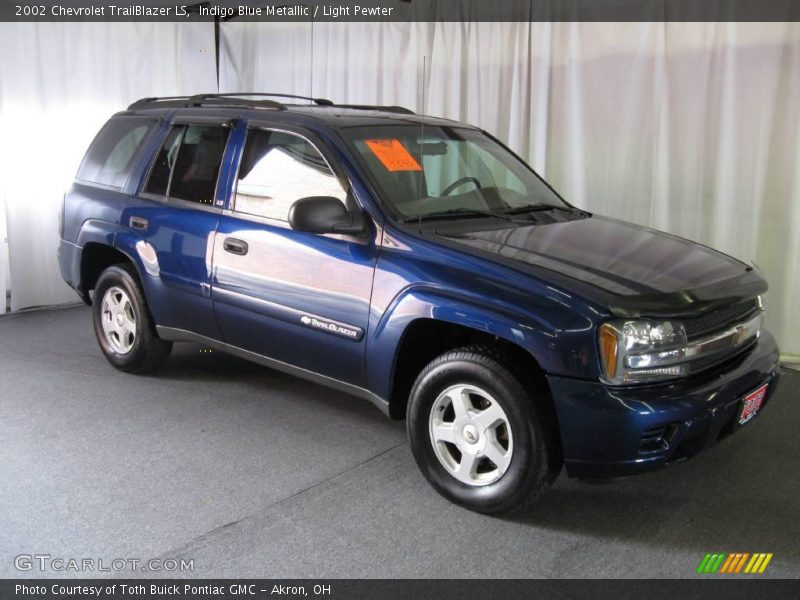 Indigo Blue Metallic / Light Pewter 2002 Chevrolet TrailBlazer LS