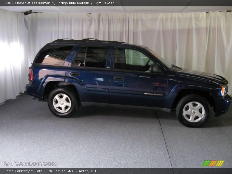 Indigo Blue Metallic / Light Pewter 2002 Chevrolet TrailBlazer LS