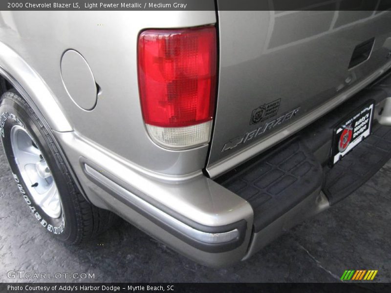 Light Pewter Metallic / Medium Gray 2000 Chevrolet Blazer LS