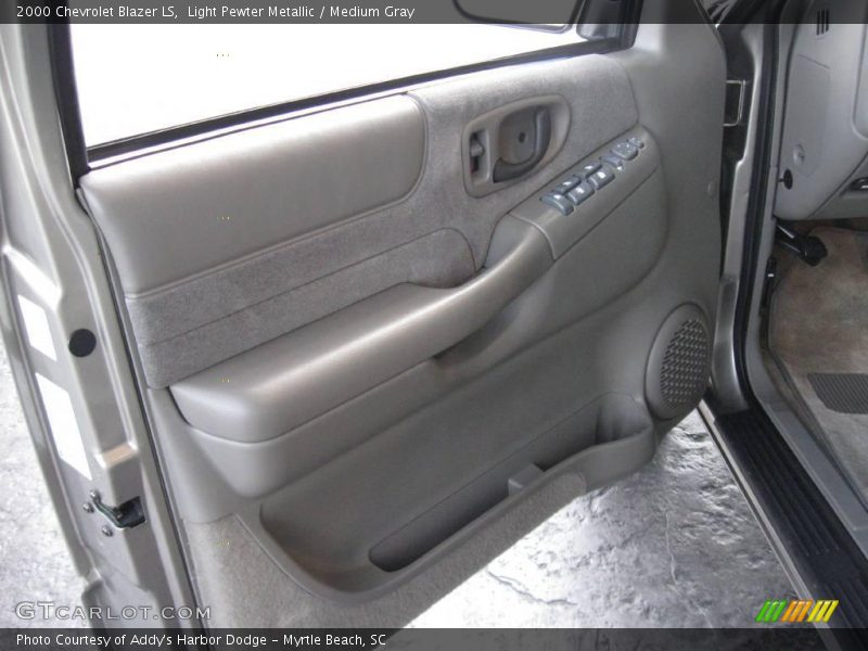 Light Pewter Metallic / Medium Gray 2000 Chevrolet Blazer LS