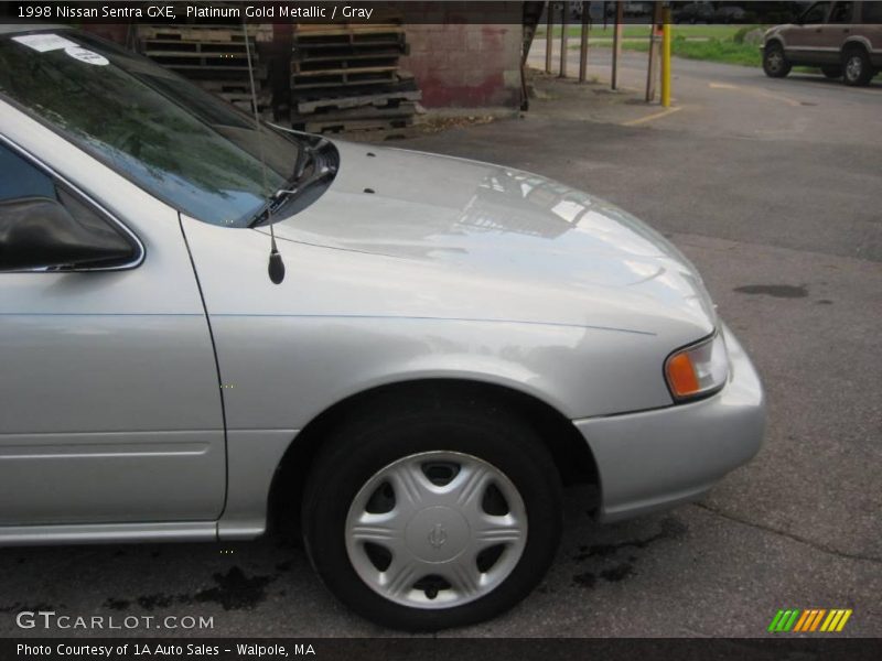 Platinum Gold Metallic / Gray 1998 Nissan Sentra GXE