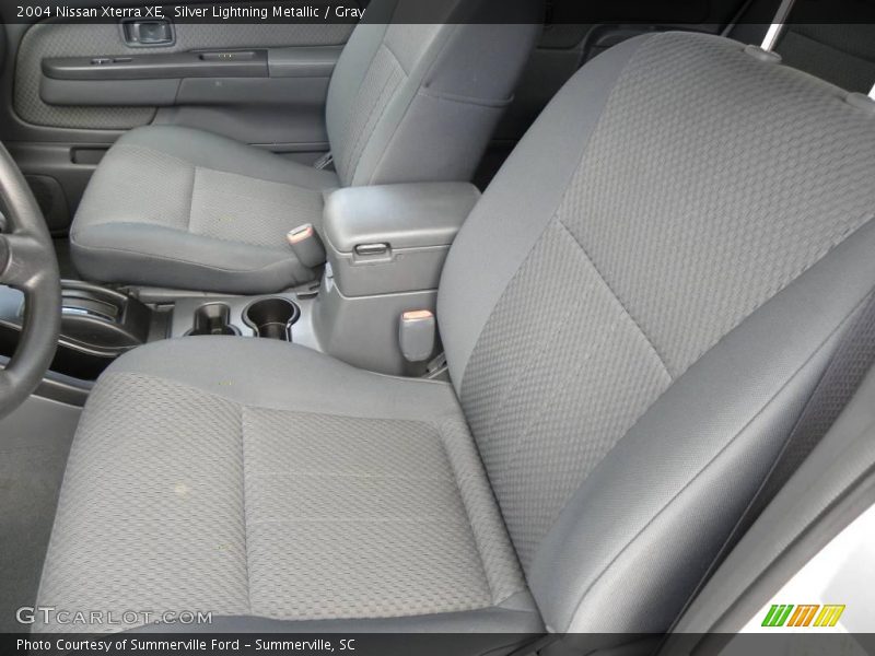 Silver Lightning Metallic / Gray 2004 Nissan Xterra XE
