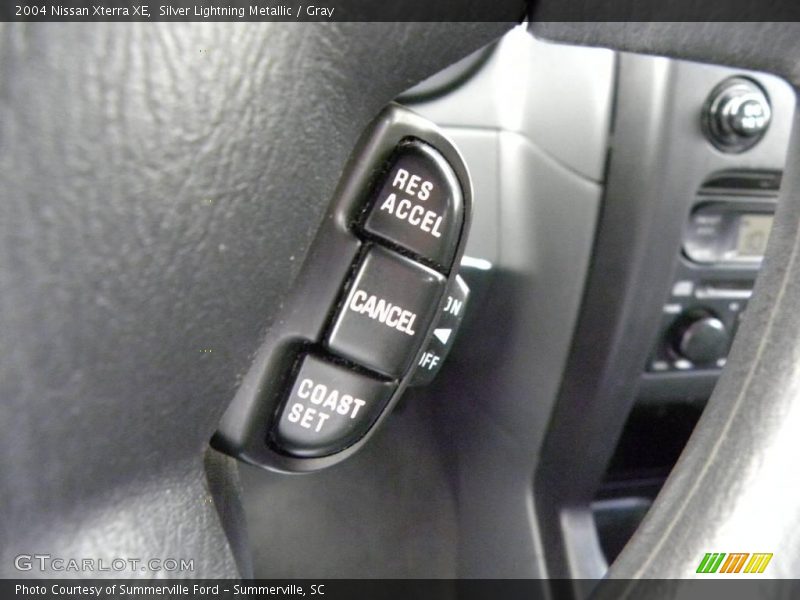 Silver Lightning Metallic / Gray 2004 Nissan Xterra XE