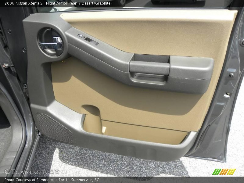 Night Armor Pearl / Desert/Graphite 2006 Nissan Xterra S