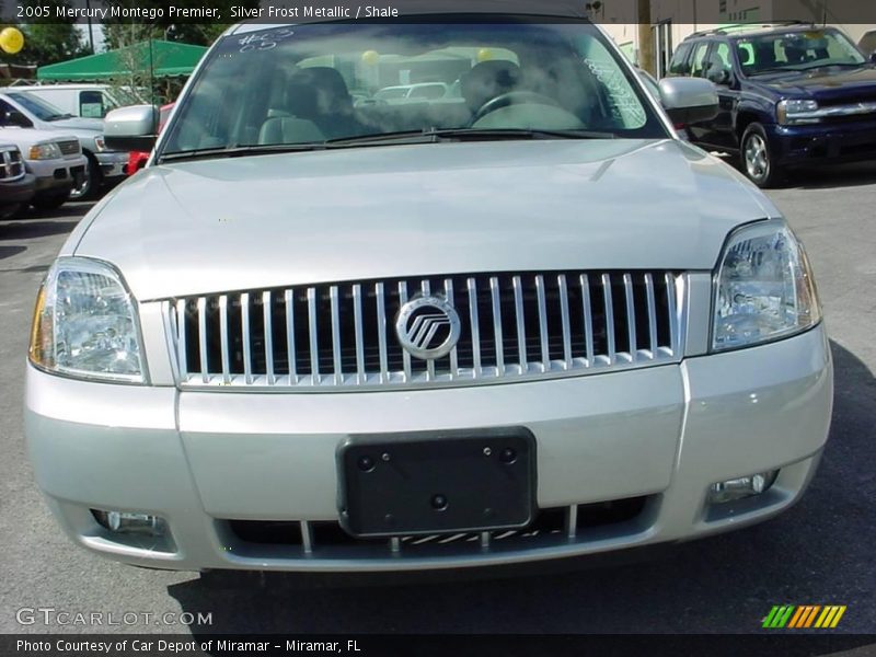 Silver Frost Metallic / Shale 2005 Mercury Montego Premier