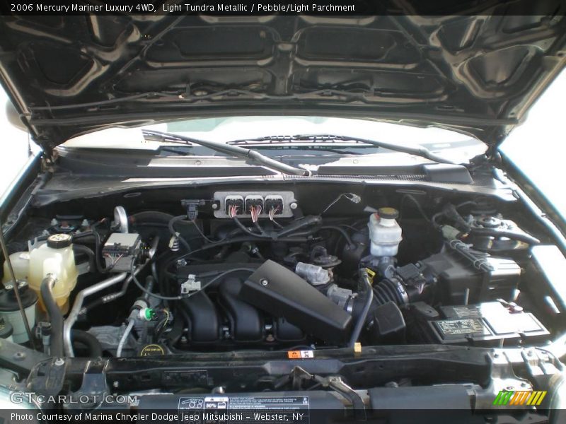 Light Tundra Metallic / Pebble/Light Parchment 2006 Mercury Mariner Luxury 4WD