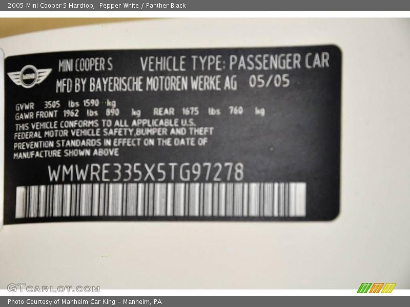 Pepper White / Panther Black 2005 Mini Cooper S Hardtop