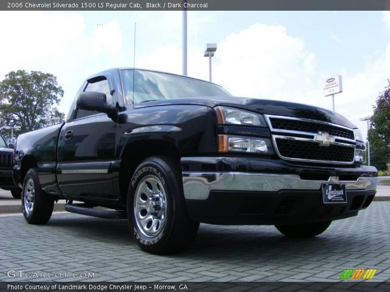 Black / Dark Charcoal 2006 Chevrolet Silverado 1500 LS Regular Cab