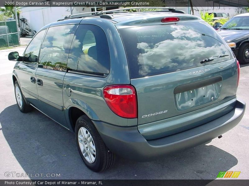 Magnesium Green Pearl / Dark Khaki/Light Graystone 2006 Dodge Caravan SE