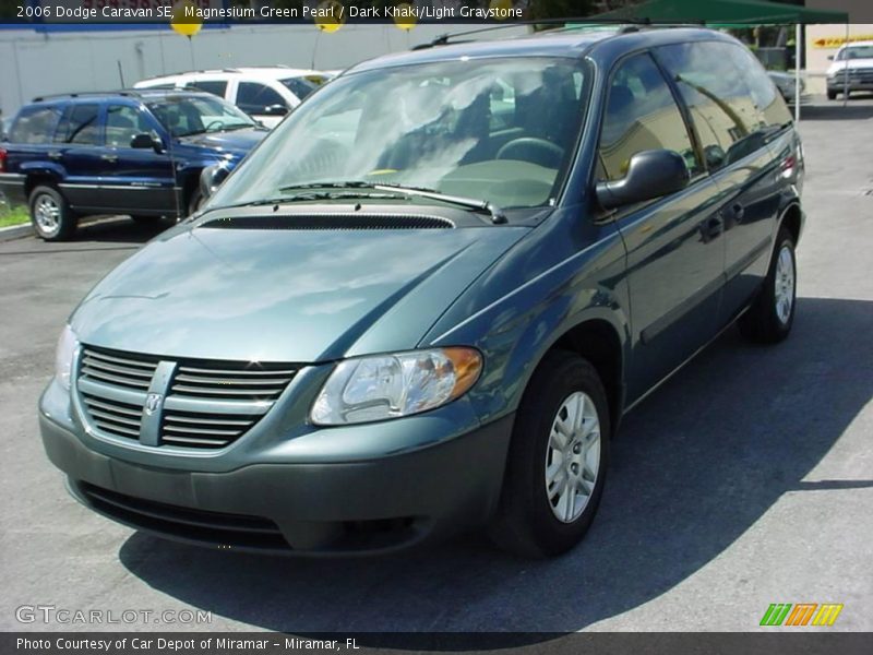 Magnesium Green Pearl / Dark Khaki/Light Graystone 2006 Dodge Caravan SE